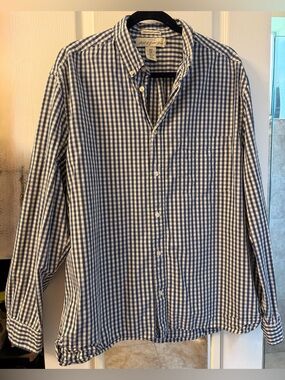 H&M Men’s Blue and White Gingham Plaid Button-Down Long Sleeve Shirt